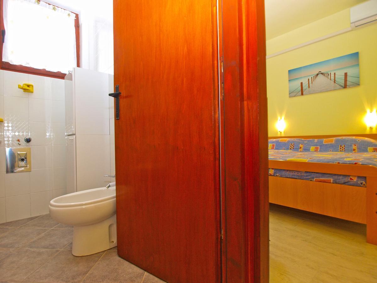 Apartments Luciano 1576 Liznjan Bagian luar foto