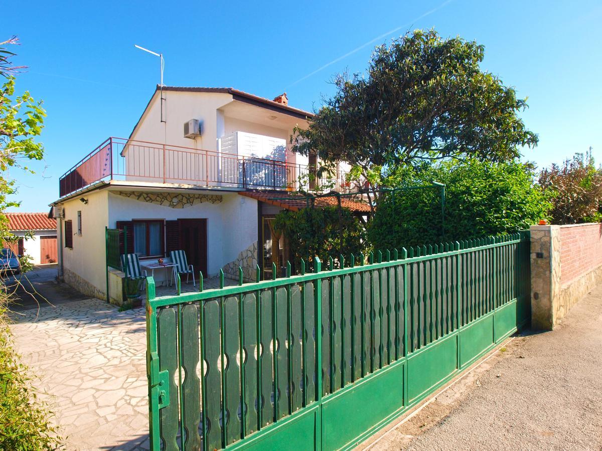 Apartments Luciano 1576 Liznjan Bagian luar foto