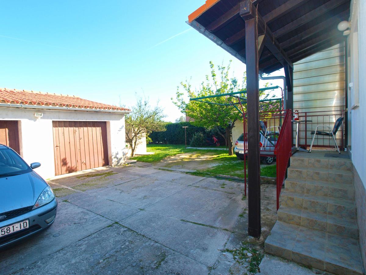 Apartments Luciano 1576 Liznjan Bagian luar foto